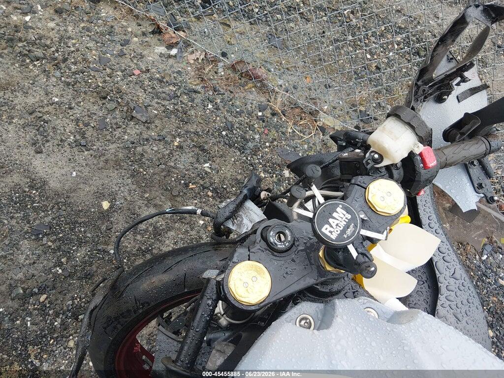 JS1DM11B7N7100116 2022 SUZUKI GSX-R1000 photo no. 7
