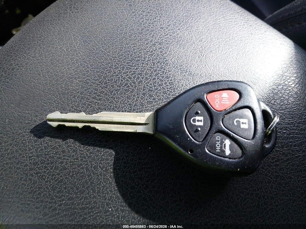 4T1BF3EK2BU632637 2011 TOYOTA CAMRY photo no. 11