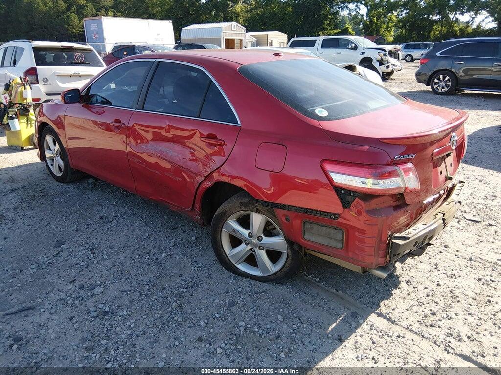 4T1BF3EK2BU632637 2011 TOYOTA CAMRY photo no. 3