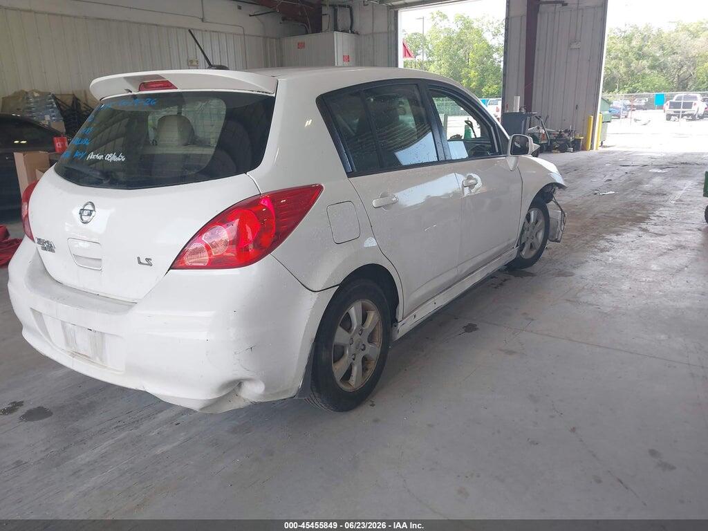 3N1BC1CP7BL490489 2011 NISSAN VERSA photo no. 4