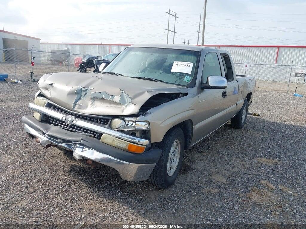 2GCEC19V3Y1269188 2000 CHEVROLET SILVERADO 1500 photo no. 2