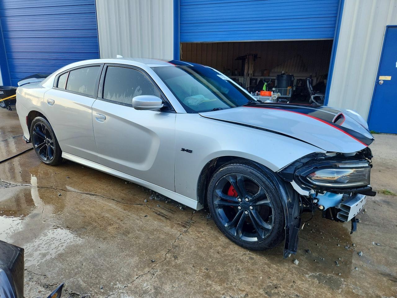 2022 DODGE CHARGER R/T — Фото 4 из 12