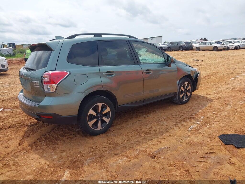 JF2SJAGC2HH579082 2017 SUBARU FORESTER photo no. 4