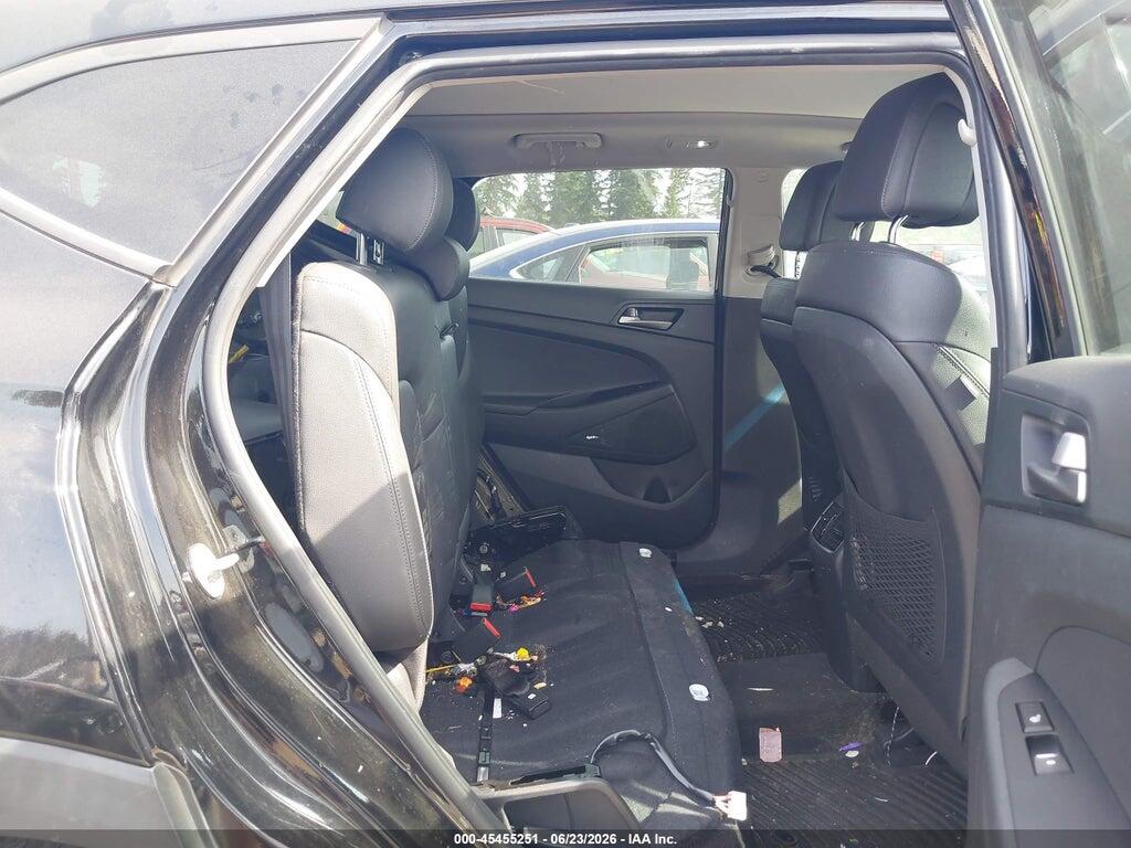 KM8J3CA2XJU674885 2018 HYUNDAI TUCSON photo no. 8