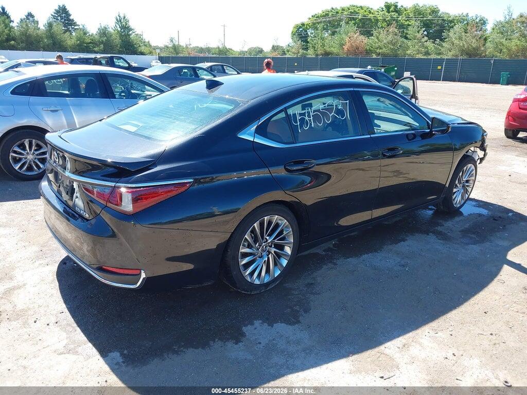 58AEA1C16PU031175 2023 LEXUS ES 300H photo no. 4