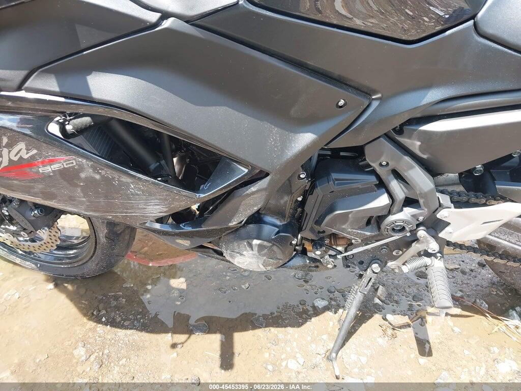 ML5EXER19TDAG8135 2026 KAWASAKI EX650 photo no. 9