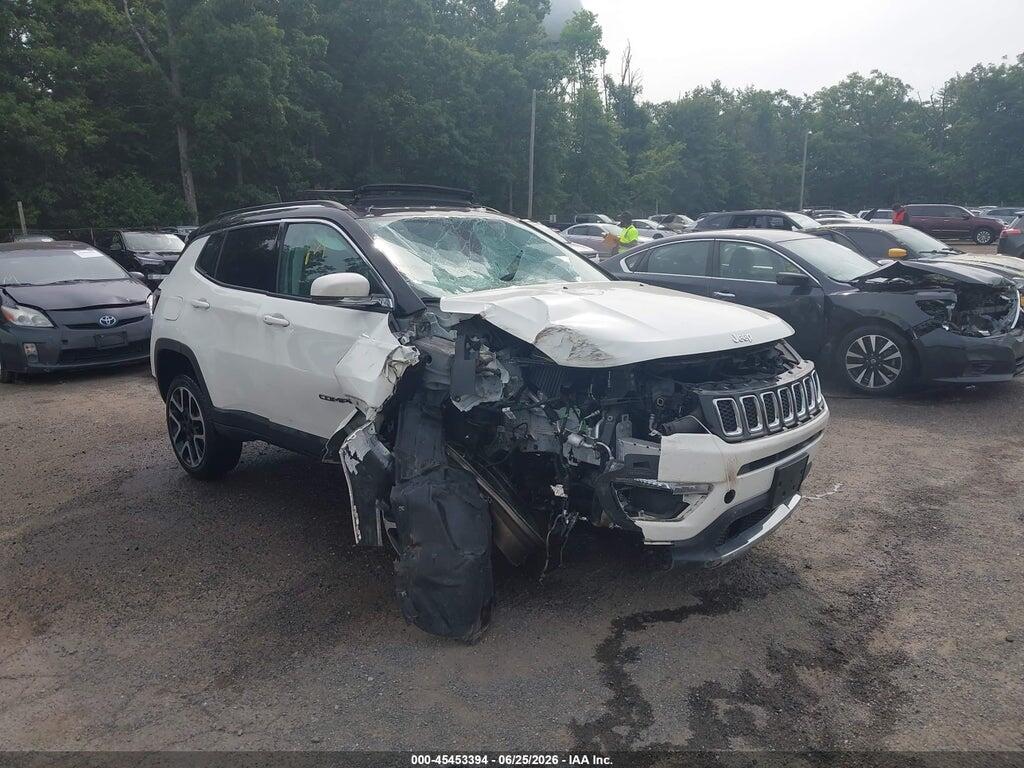 3C4NJDCB0JT245702 2018 JEEP COMPASS photo no. 1