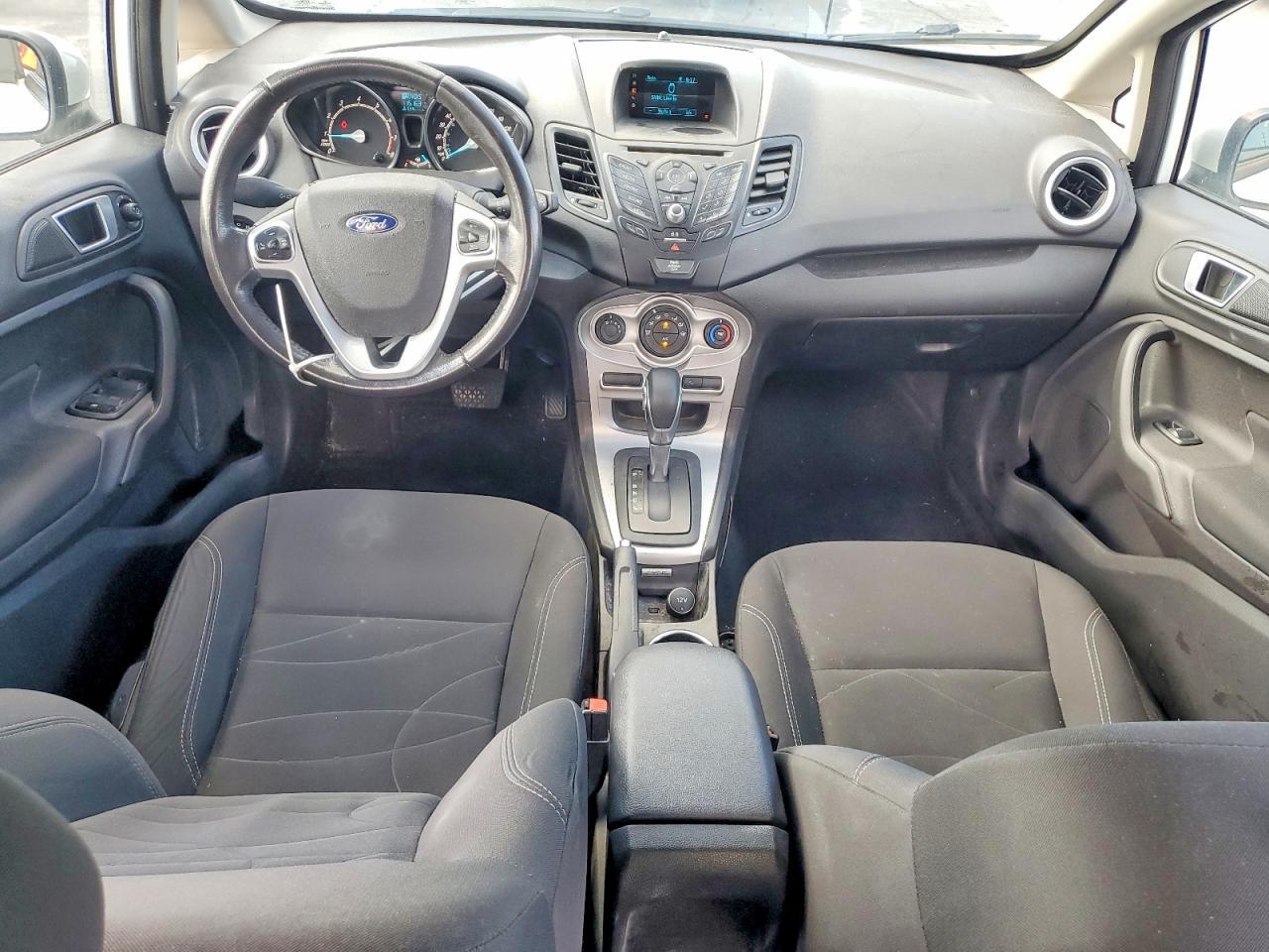 2016 FORD FIESTA SE — Фото 8 из 12