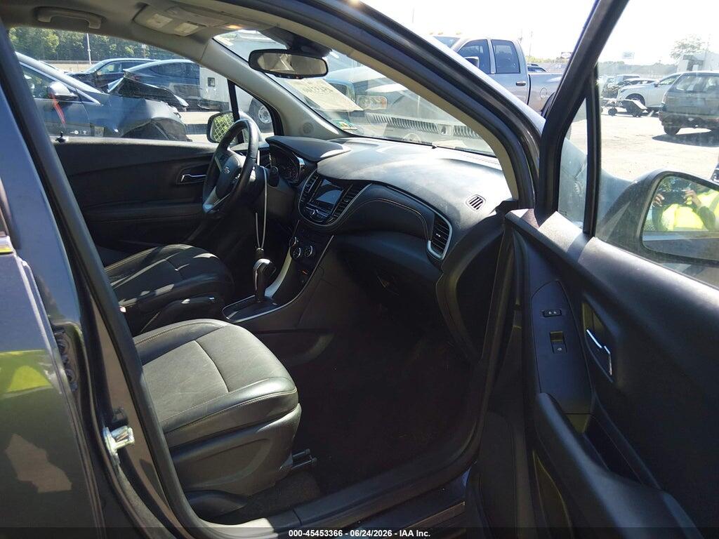 KL7CJPSB0JB585571 2018 CHEVROLET TRAX photo no. 5