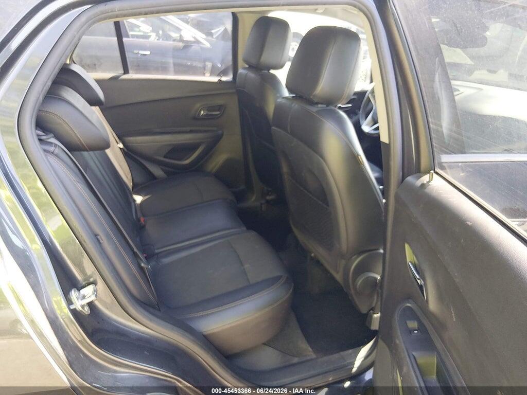 KL7CJPSB0JB585571 2018 CHEVROLET TRAX photo no. 8