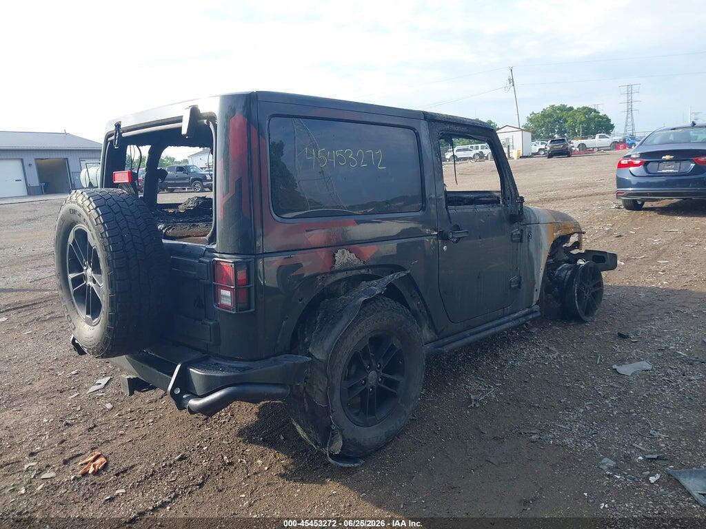 1C4AJWBG3HL624075 2017 JEEP WRANGLER photo no. 4