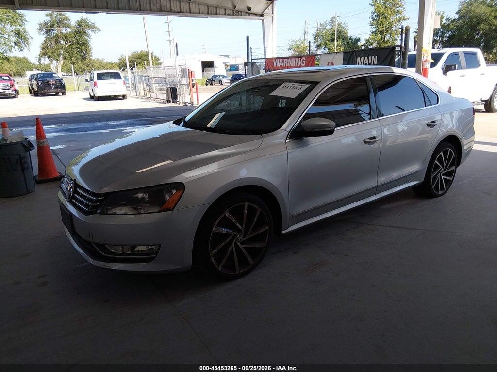 1VWBN7A3XDC076595 2013 VOLKSWAGEN PASSAT photo no. 2