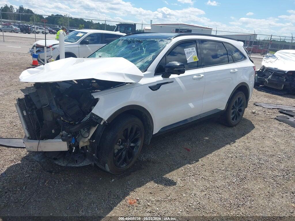 5XYRKDLF4PG165739 2023 KIA SORENTO photo no. 2