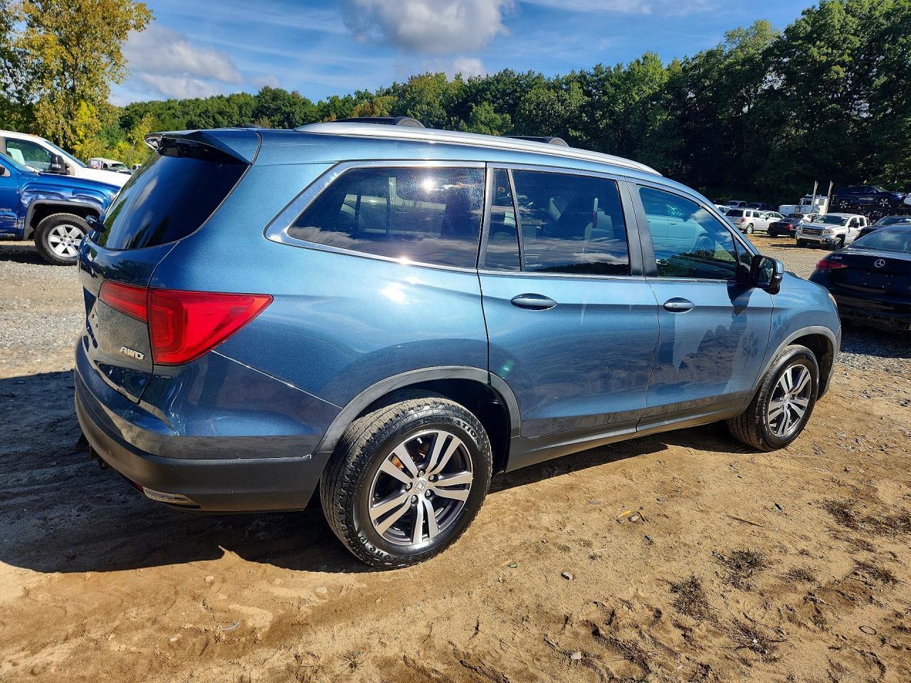 2017 HONDA PILOT EXL — Фото 3 из 12