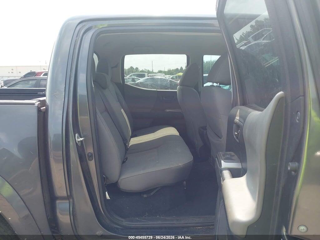 3TMAZ5CN2JM074940 2018 TOYOTA TACOMA photo no. 8