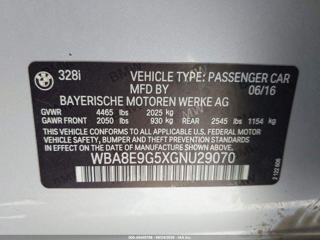 WBA8E9G5XGNU29070 2016 BMW 328I photo no. 9