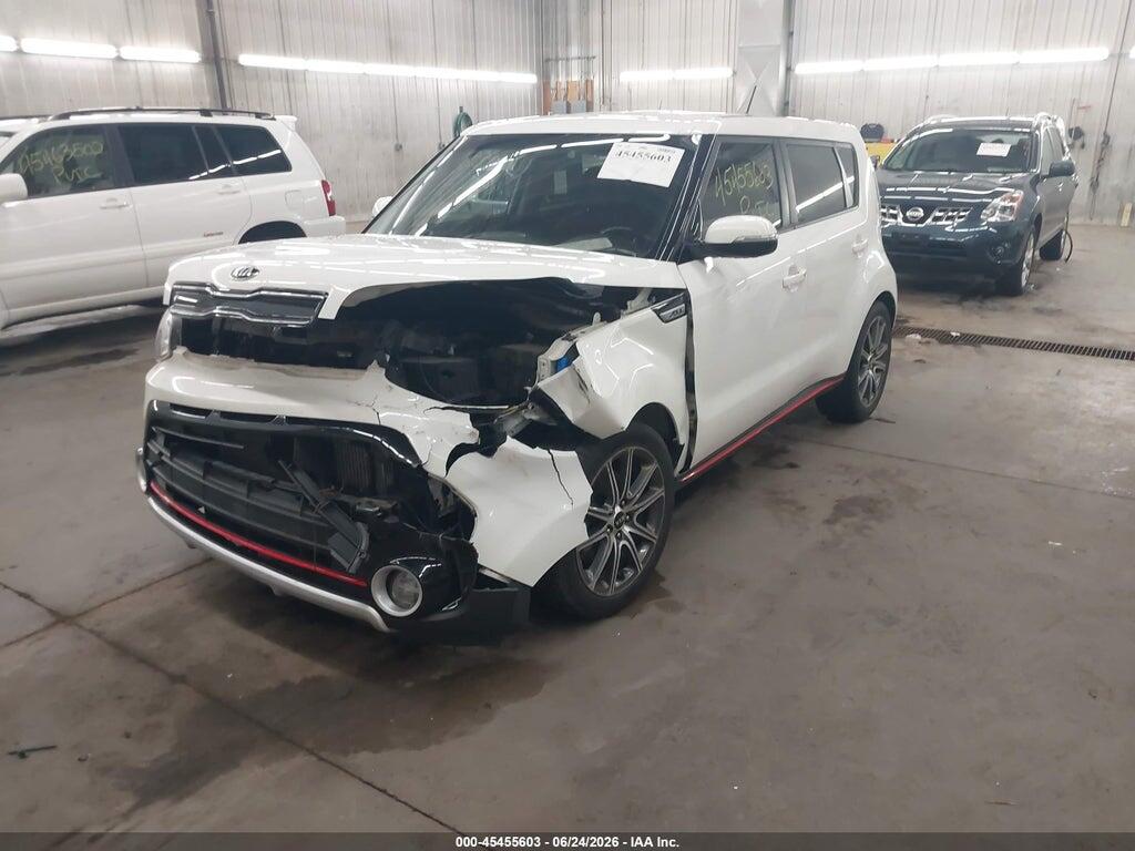 KNDJX3AA8J7907063 2018 KIA SOUL photo no. 2
