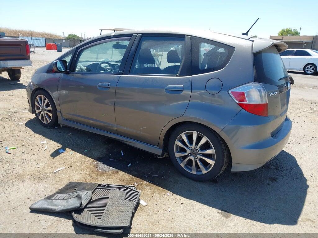 JHMGE8G50DC033552 2013 HONDA FIT photo no. 3