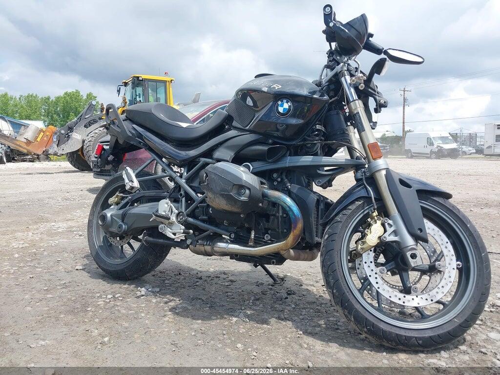 WB1049008DZX97668 2013 BMW R1200 photo no. 1