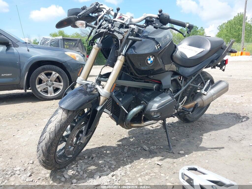 WB1049008DZX97668 2013 BMW R1200 photo no. 2