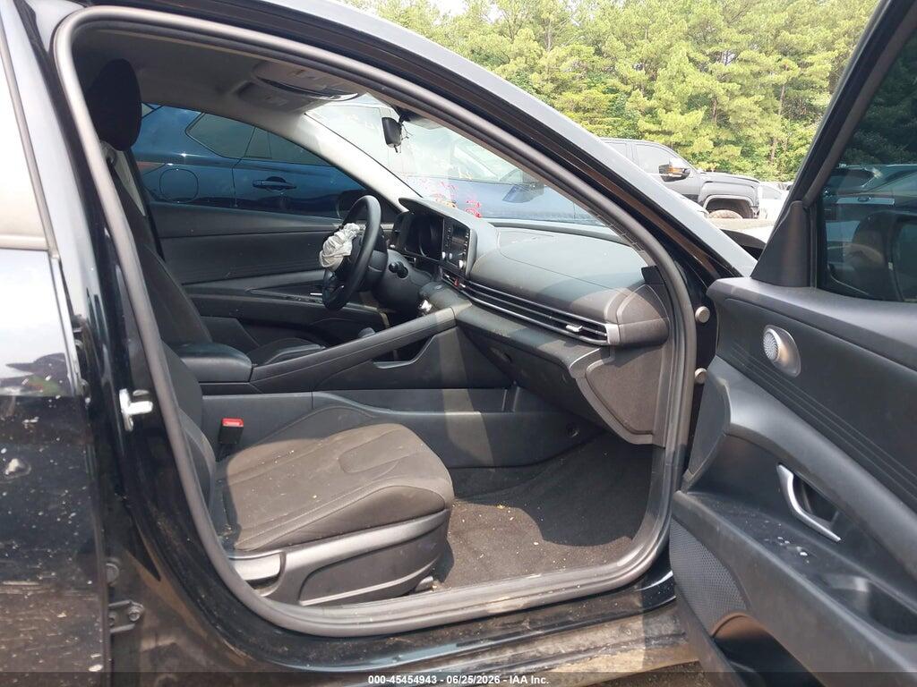 KMHLM4AG5PU455588 2023 HYUNDAI ELANTRA photo no. 5