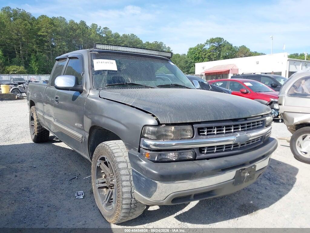 2GCEC19T721169181 2002 CHEVROLET SILVERADO 1500 photo no. 1