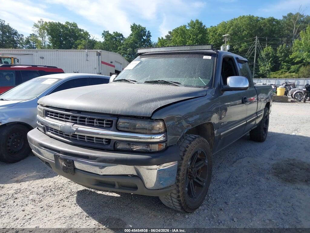 2GCEC19T721169181 2002 CHEVROLET SILVERADO 1500 photo no. 2