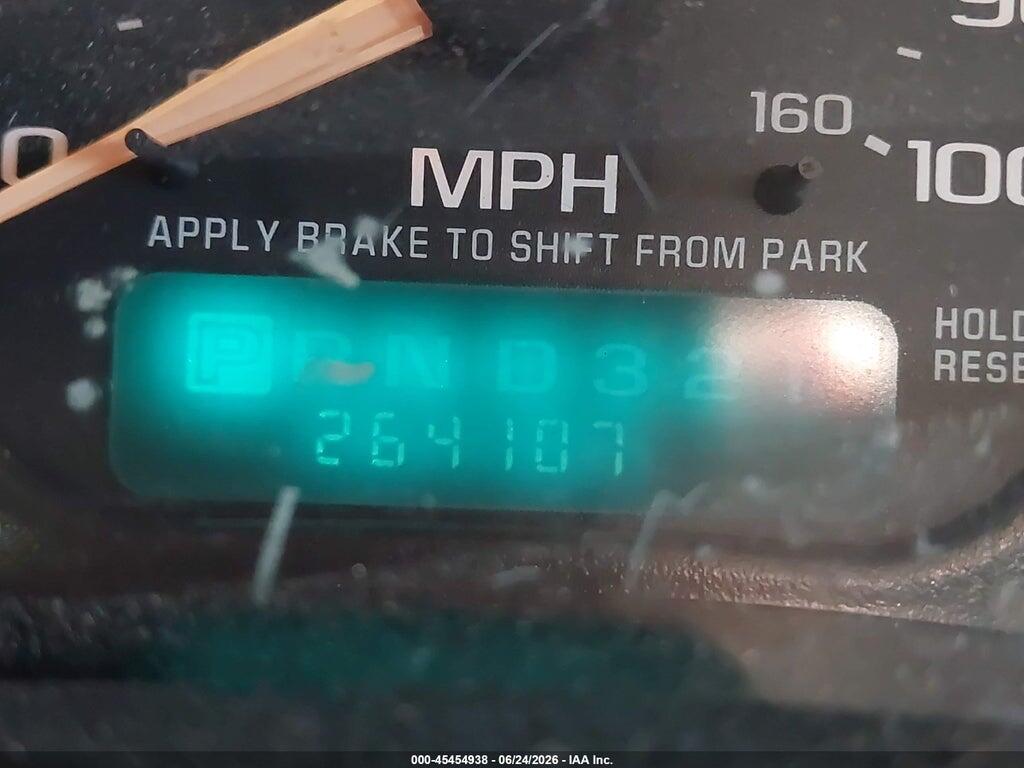 2GCEC19T721169181 2002 CHEVROLET SILVERADO 1500 photo no. 7