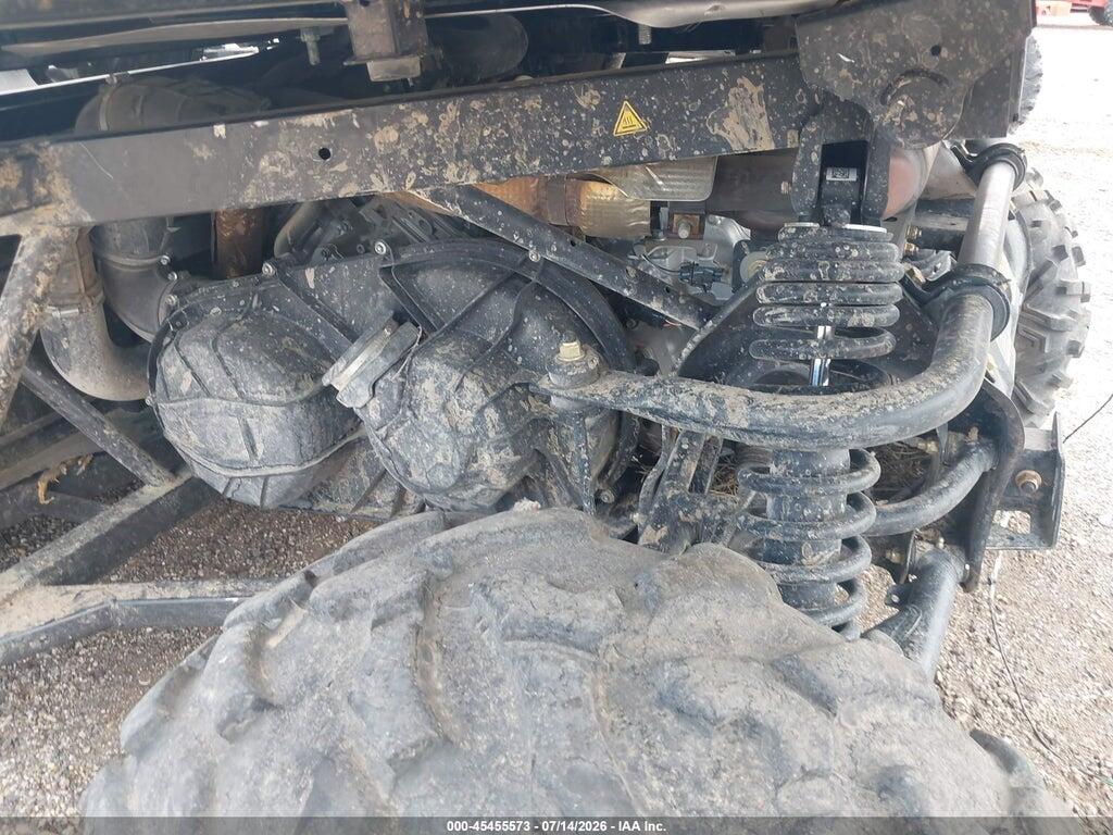 3JB7GAX22PK000031 2023 CAN-AM DEFENDER photo no. 9