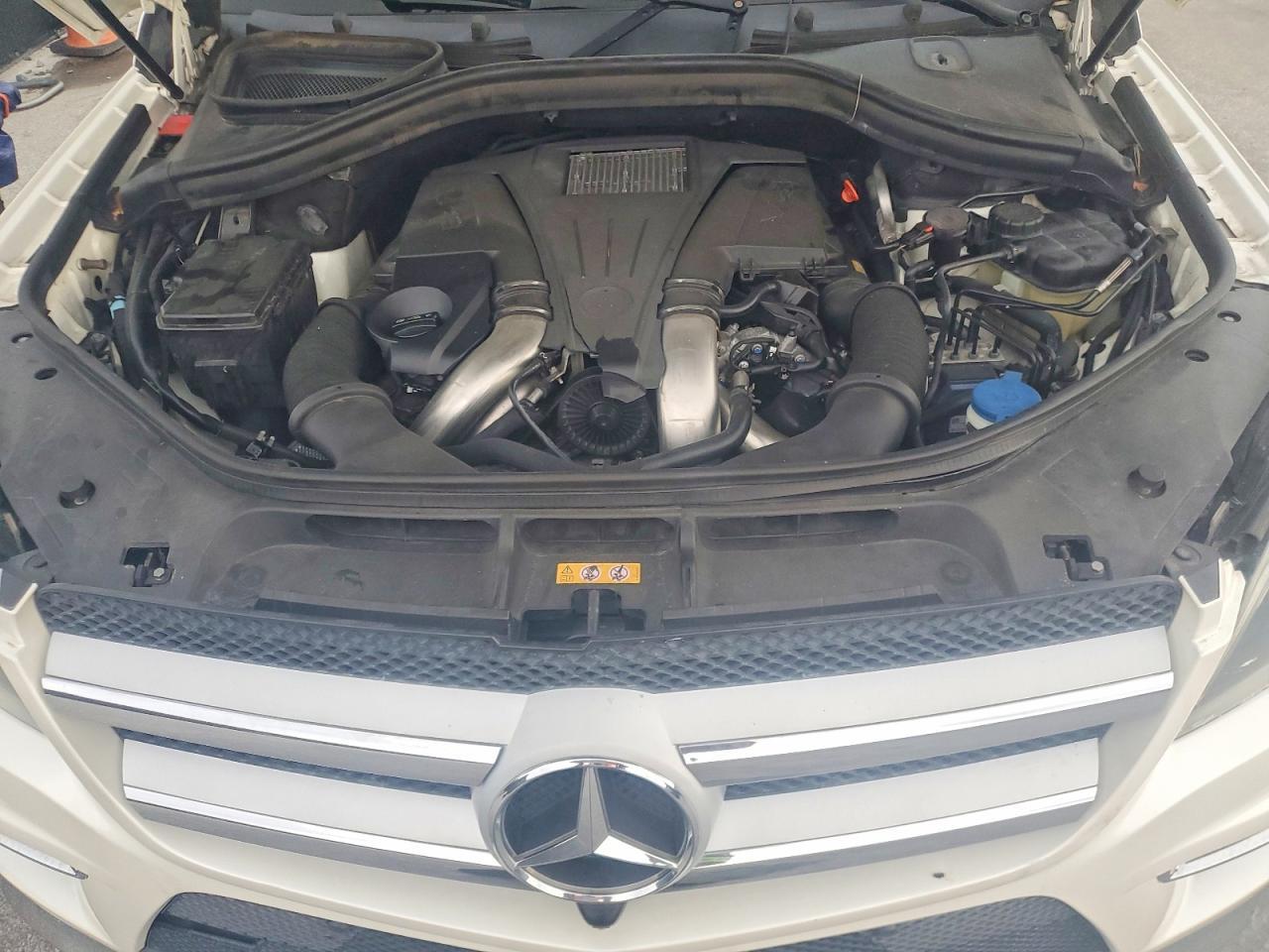 2014 MERCEDES-BENZ GL 550 4MATIC — Фото 12 из 13