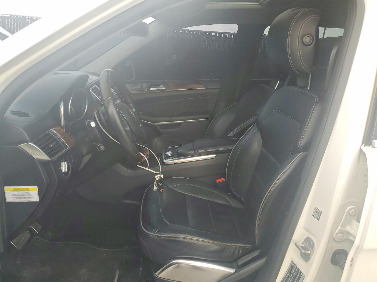 2014 MERCEDES-BENZ GL 550 4MATIC — Фото 7 из 13