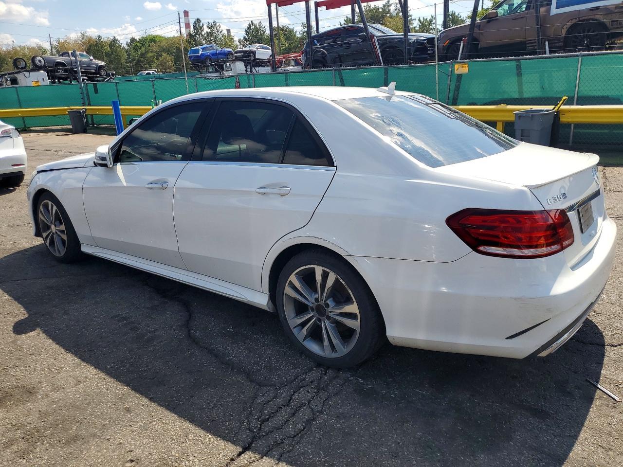 2014 MERCEDES-BENZ E 350 — Фото 2 из 12