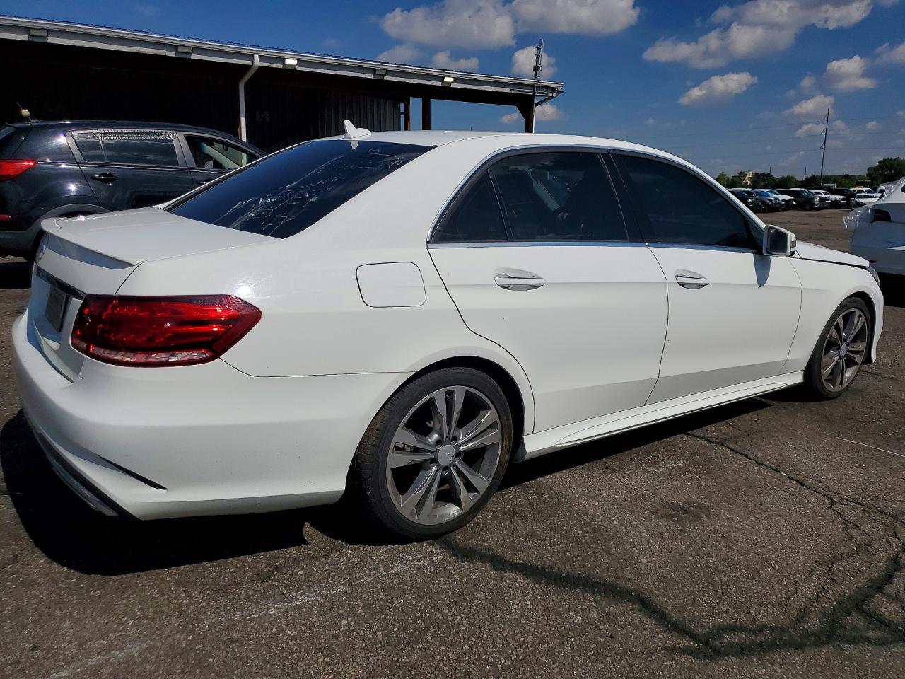2014 MERCEDES-BENZ E 350 — Фото 3 из 12