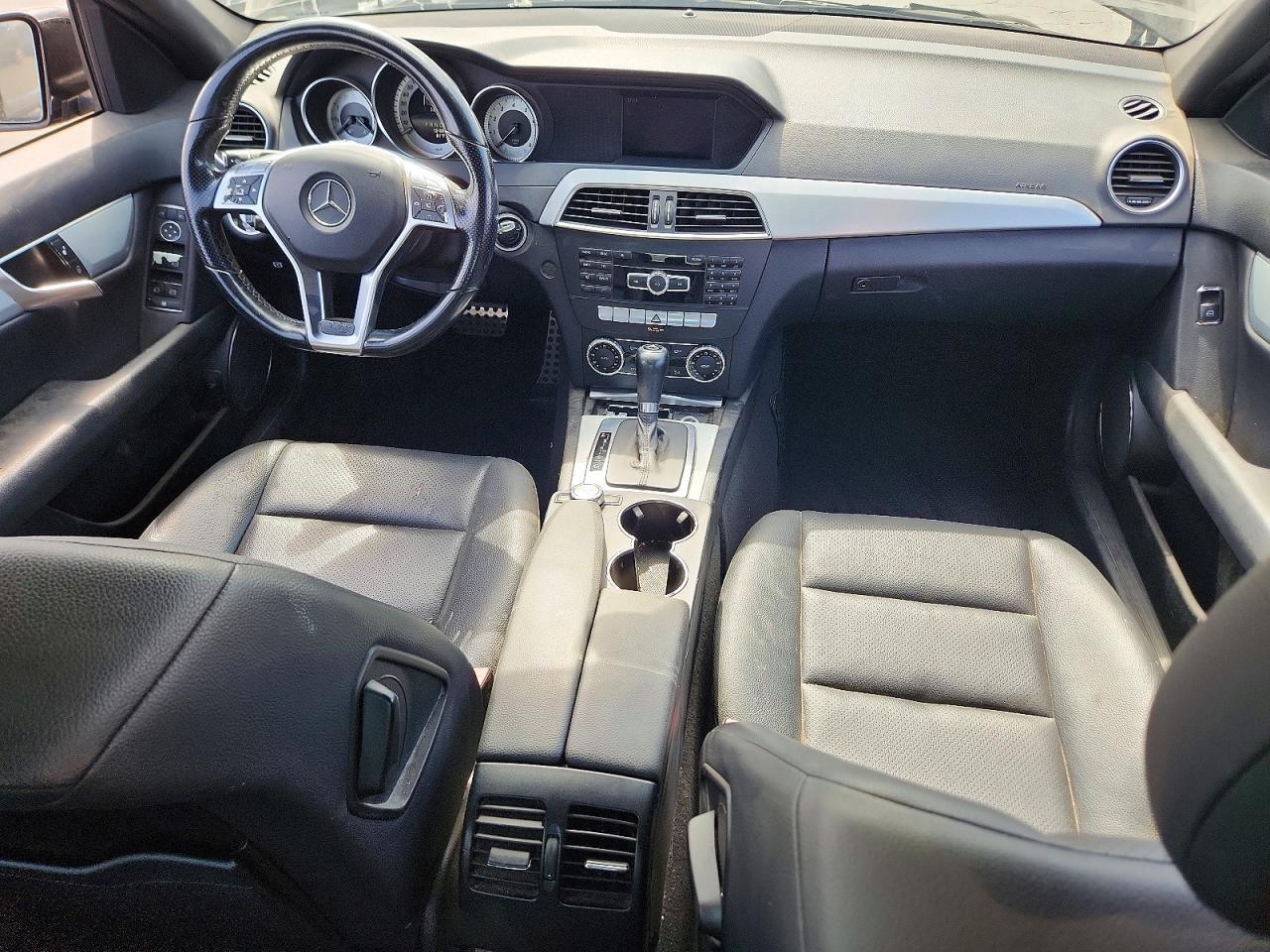 2014 MERCEDES-BENZ C 250 — Фото 8 из 12