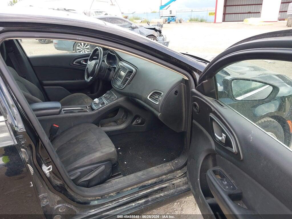 1C3CCCAB5GN154548 2016 CHRYSLER 200 photo no. 5
