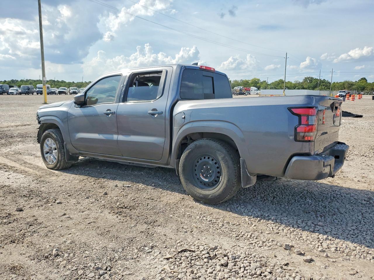 2024 NISSAN FRONTIER SV — Фото 2 из 12