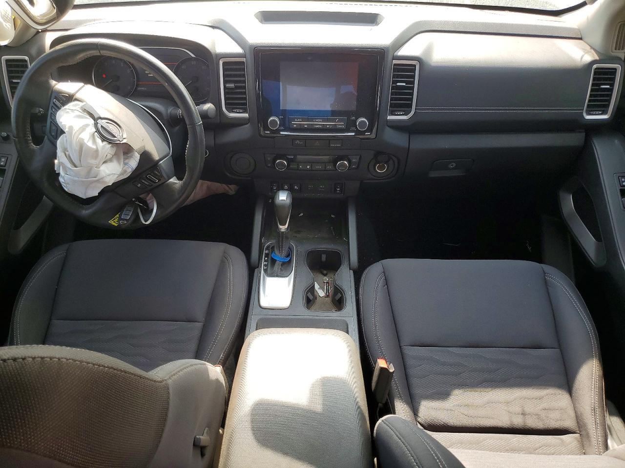 2024 NISSAN FRONTIER SV — Фото 8 из 12