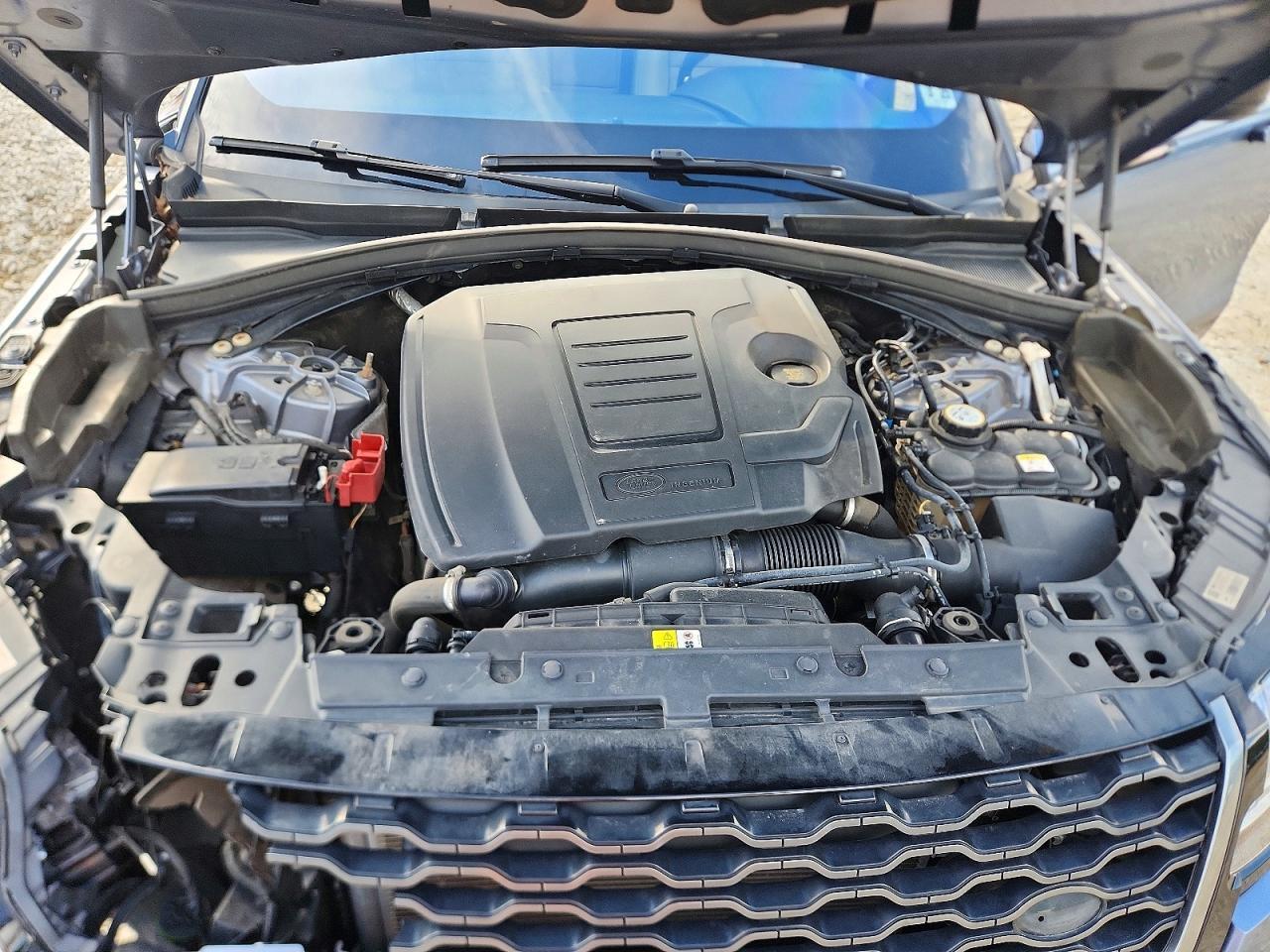 2020 LAND ROVER RANGE ROVER VELAR R-DYNAMIC S — Фото 11 из 12