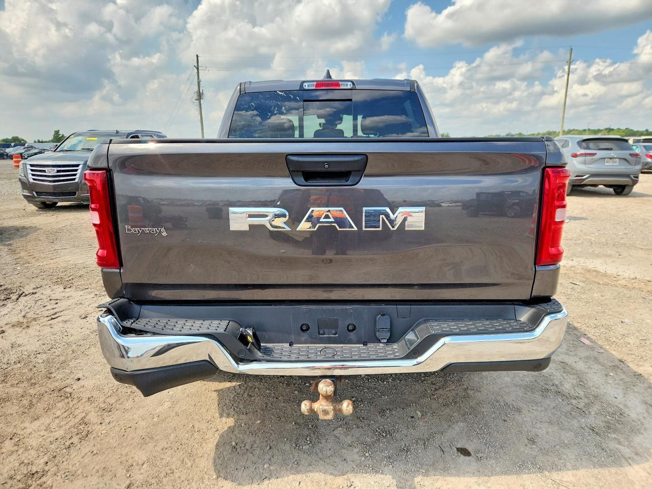 2025 RAM 1500 TRADESMAN — Фото 6 из 12