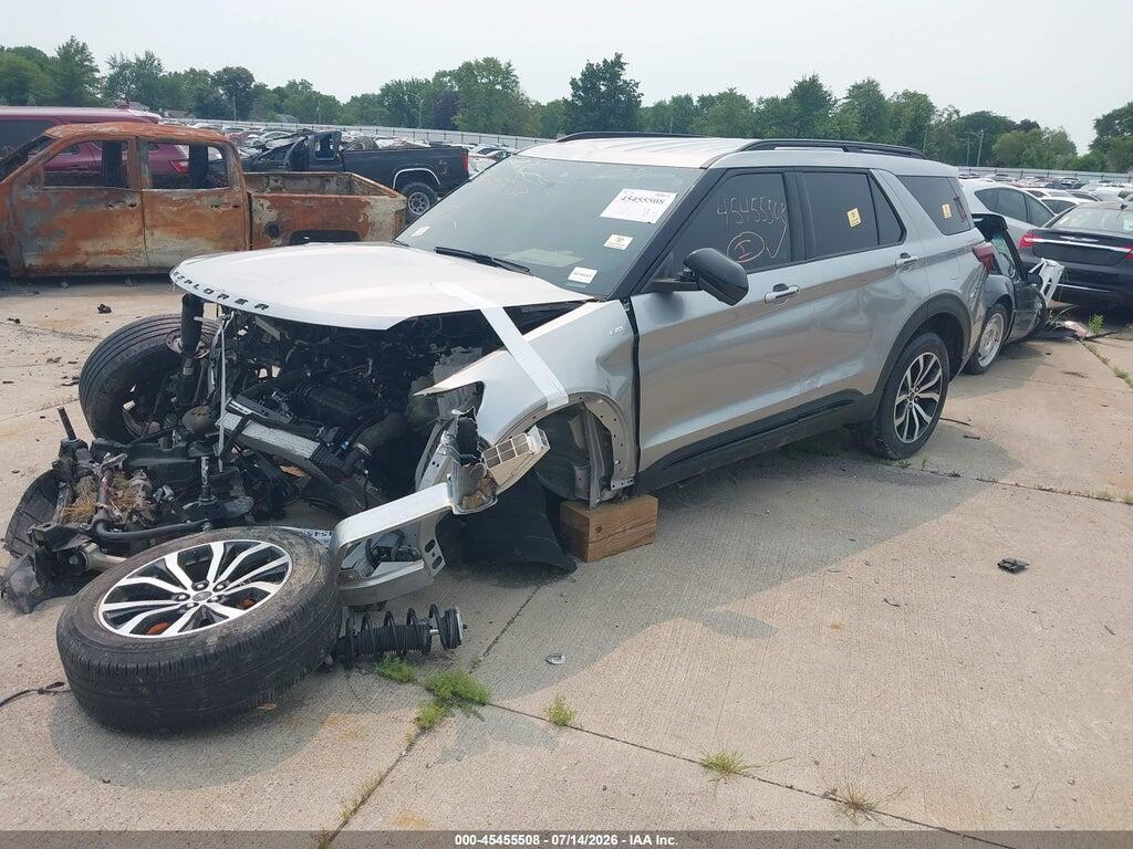 1FMSK7KH2NGA86629 2022 FORD EXPLORER photo no. 2