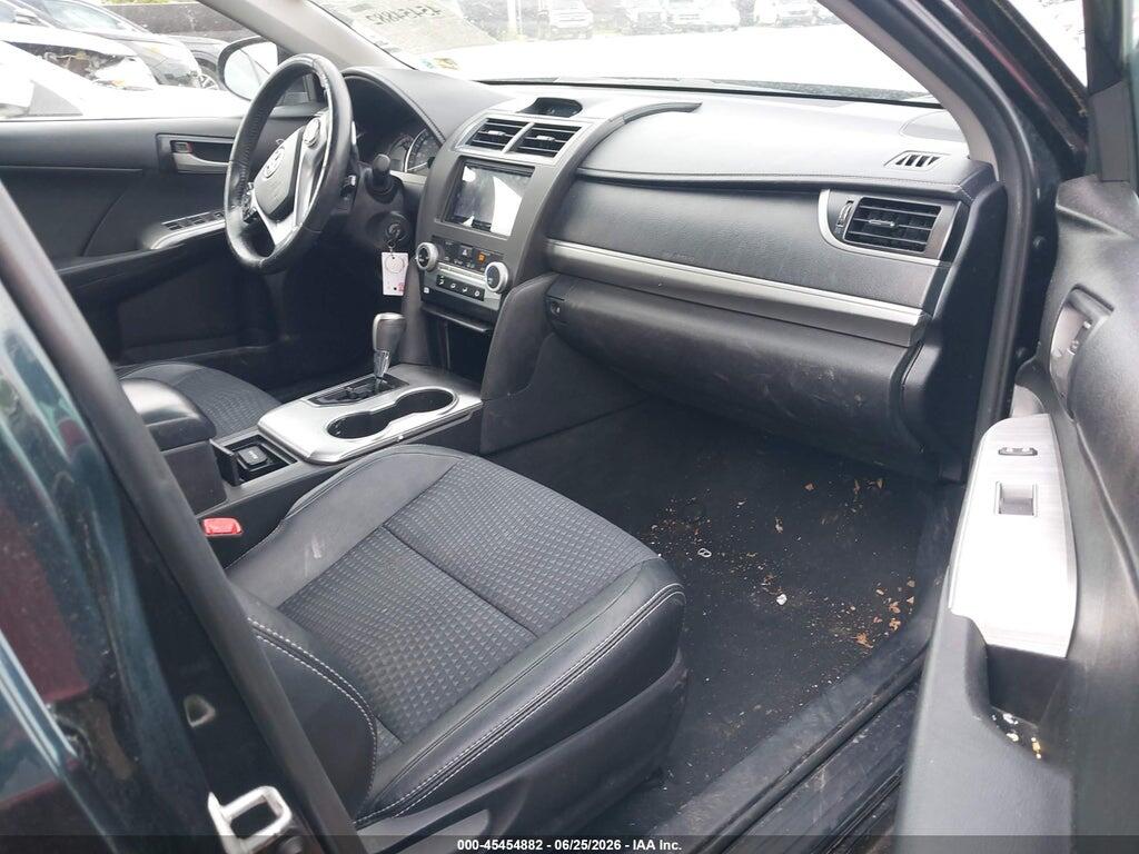 4T1BF1FK2EU443977 2014 TOYOTA CAMRY photo no. 5