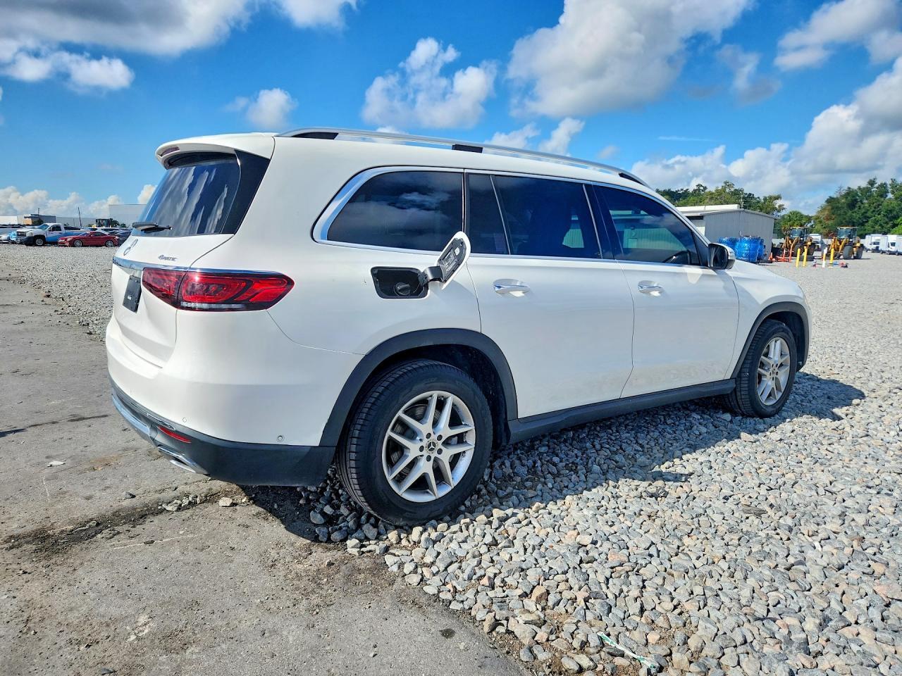 2020 MERCEDES-BENZ GLS 450 4MATIC — Фото 3 из 13