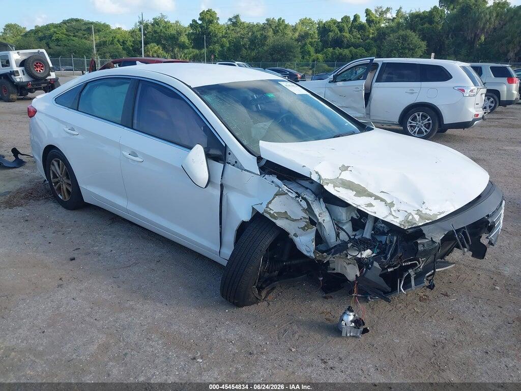 5NPE24AF2FH196559 2015 HYUNDAI SONATA photo no. 1