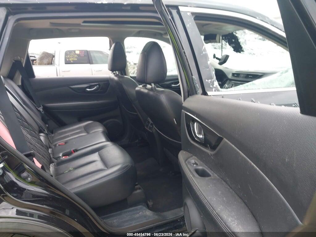 JN8AT2MT7JW489477 2018 NISSAN ROGUE photo no. 8