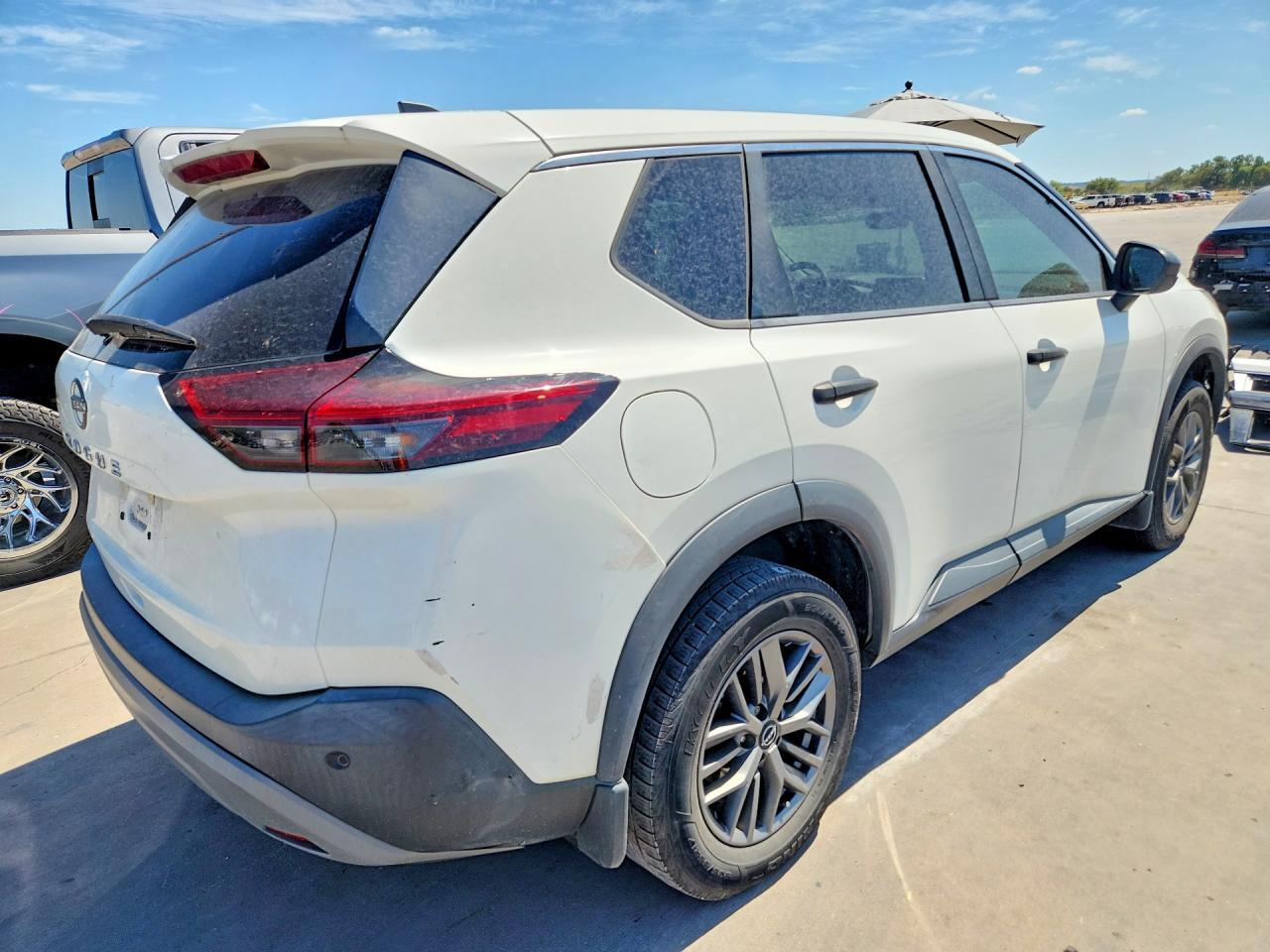 2023 NISSAN ROGUE S — Фото 3 из 13