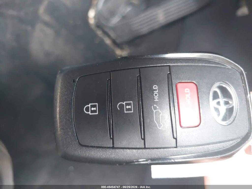 JTM7ERAVXTJ002724 2026 TOYOTA RAV4 PLUG-IN HYBRID photo no. 11