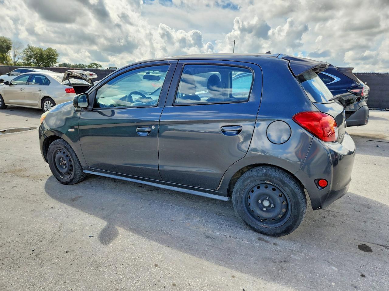 2015 MITSUBISHI MIRAGE DE — Фото 2 из 12