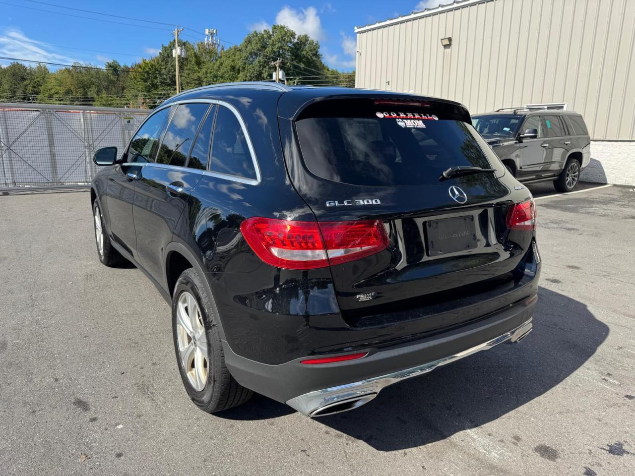 2018 MERCEDES-BENZ GLC 300 4MATIC — Фото 2 из 13