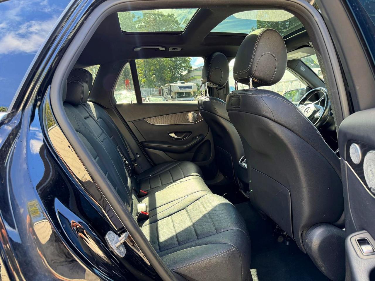 2018 MERCEDES-BENZ GLC 300 4MATIC — Фото 9 из 13