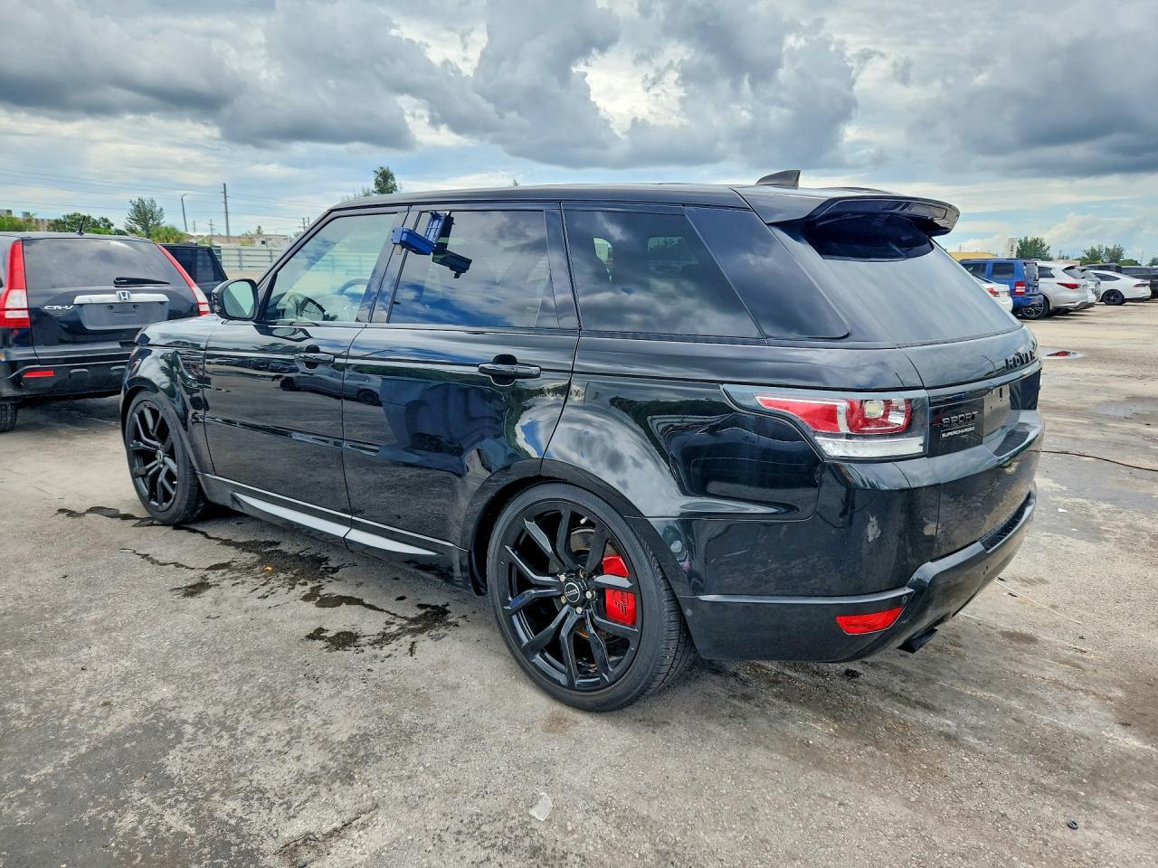 2017 LAND ROVER RANGE ROVER SPORT HSE — Фото 2 из 13